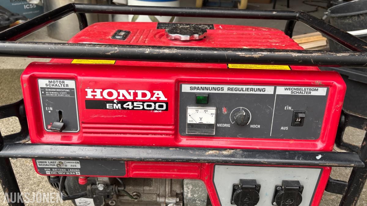 Honda EM4500 aggregat – Starter alltid og sviver fint