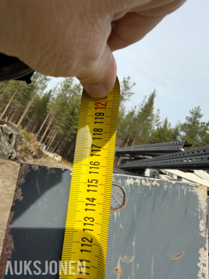 Høvik Pallereol (40 stk. rammer) 6,5 m. høyde. endel bjelker