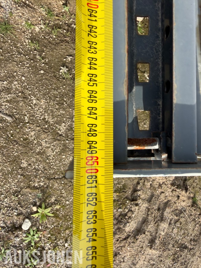 Høvik Pallereol (40 stk. rammer) 6,5 m. høyde. endel bjelker