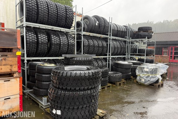 6 STK MICHELIN LASTEBILDEKK 395/85 R20 – SELGES SAMLET