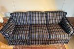 BLÅRUTETE SOFA