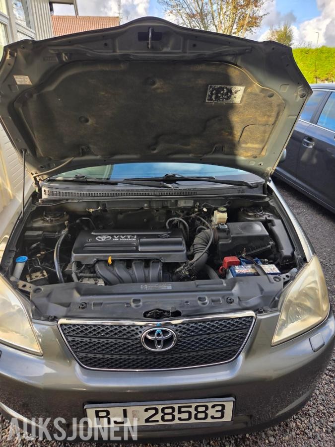 2003 Toyota Corolla 1.4, 142000km