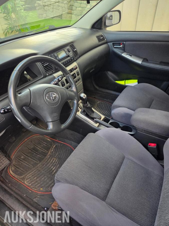 2003 Toyota Corolla 1.4, 142000km