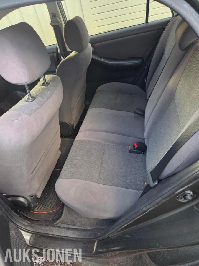 2003 Toyota Corolla 1.4, 142000km