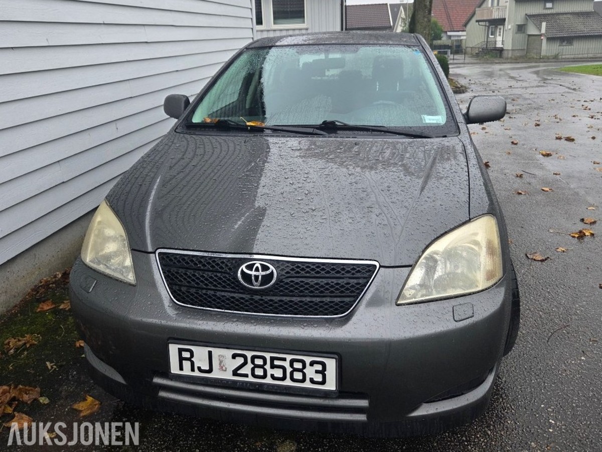 2003 Toyota Corolla 1.4, 142000km