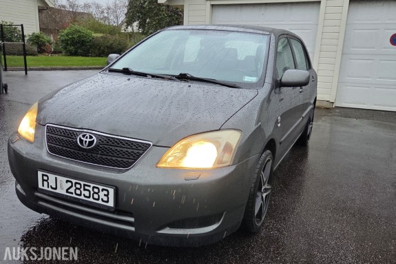 2003 Toyota Corolla 1.4, 142000km