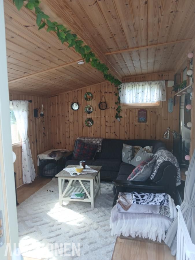 2006 Hobby 560-24H - Campingvogn med spikertelt 