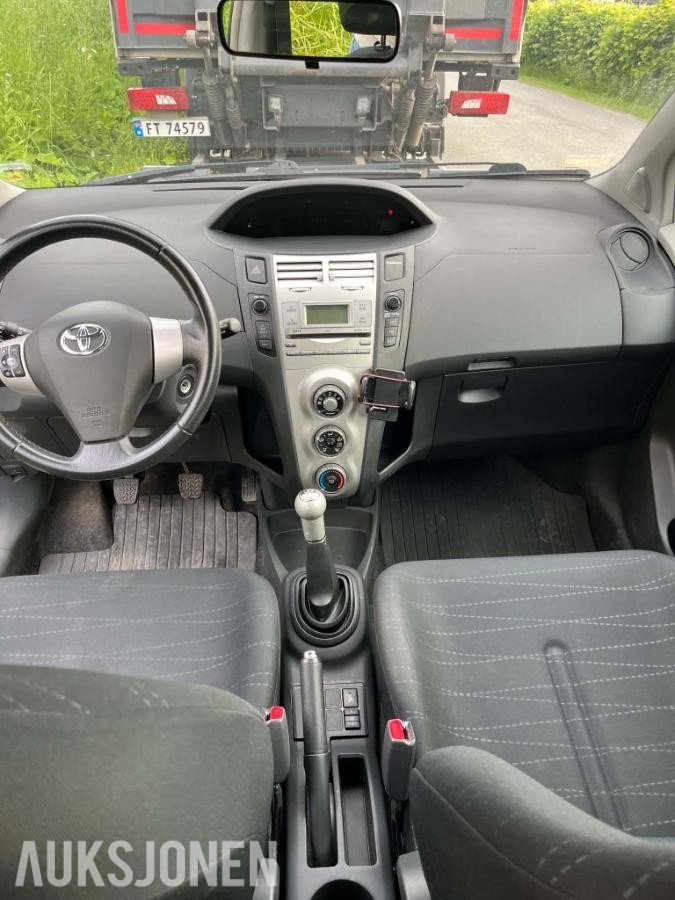 2008 TOYOTA YARIS 1.4 D-4D 90HK LAV KM NYE BREMSER BAK