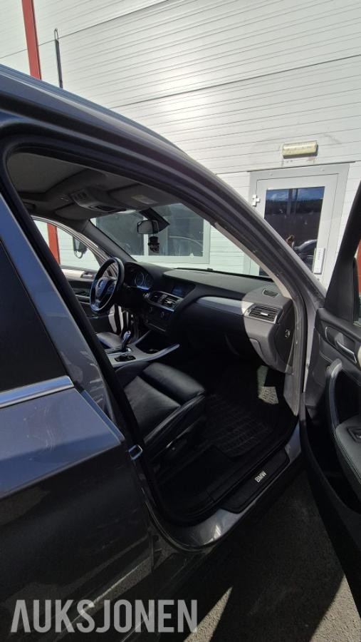 2013 BMW X3 xDrive20i 184HK AUTOMAT SPORTSSETER GLASSTAK
