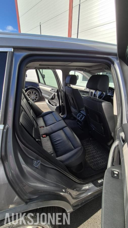 2013 BMW X3 xDrive20i 184HK AUTOMAT SPORTSSETER GLASSTAK