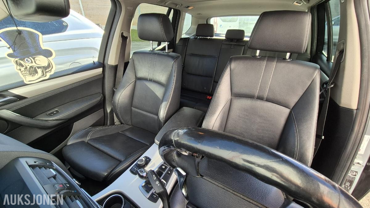 2013 BMW X3 xDrive20i 184HK AUTOMAT SPORTSSETER GLASSTAK