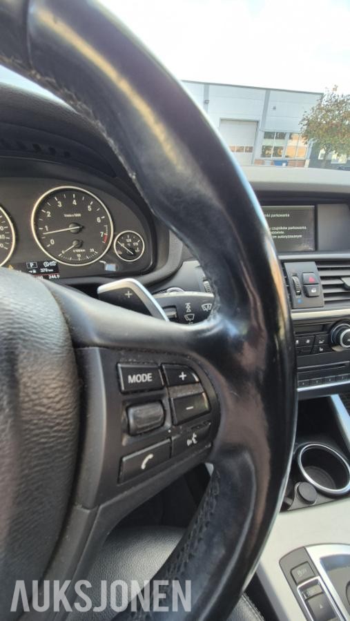 2013 BMW X3 xDrive20i 184HK AUTOMAT SPORTSSETER GLASSTAK