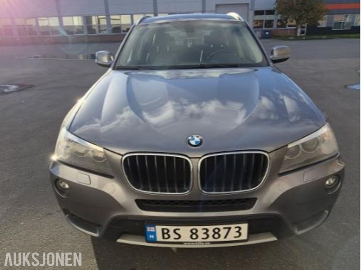 2013 BMW X3 xDrive20i 184HK AUTOMAT SPORTSSETER GLASSTAK