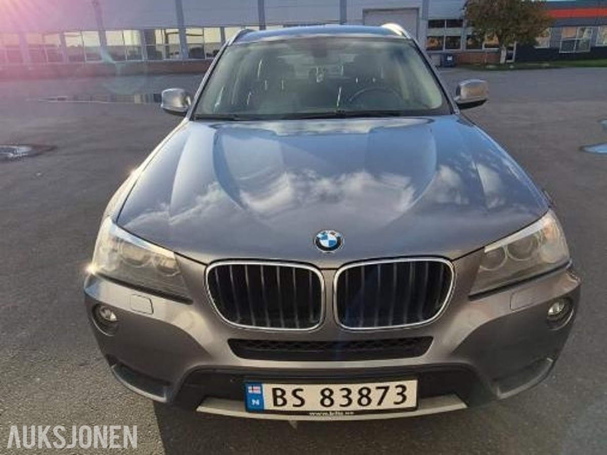 2013 BMW X3 xDrive20i 184HK AUTOMAT SPORTSSETER GLASSTAK