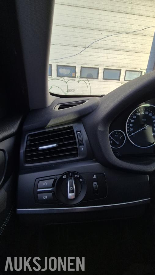 2013 BMW X3 xDrive20i 184HK AUTOMAT SPORTSSETER GLASSTAK