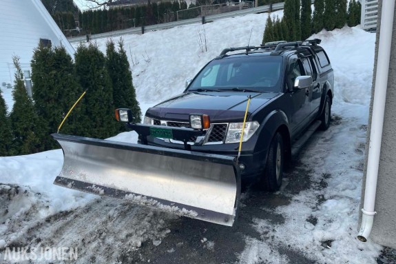 2008 Nissan Navara 2.5 Diesel 4X4, Automat, Hengerfeste, Hydraulisk snøplog 