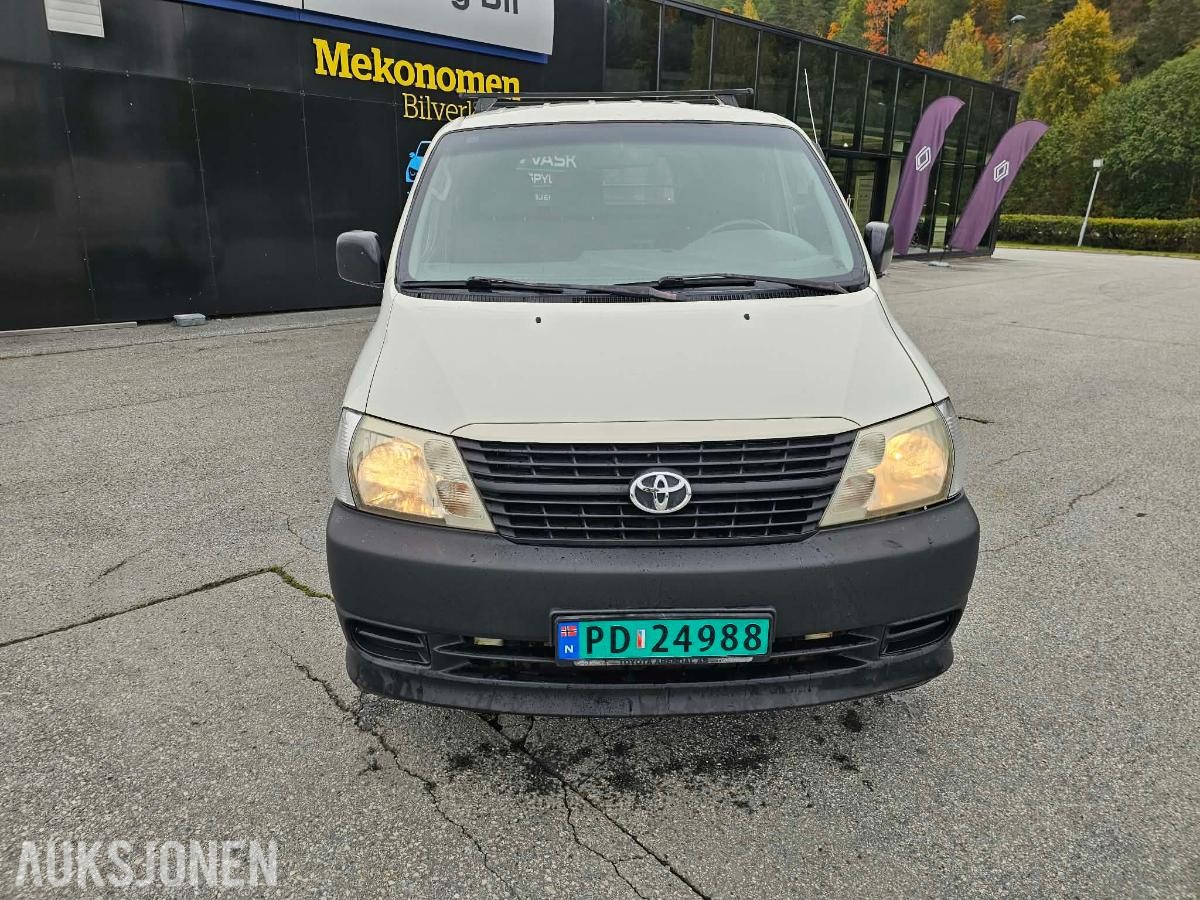 2008 TOYOTA HIACE 2.5D 117HK 4WD LANG EU-OK 10.28 HENGERFESTE