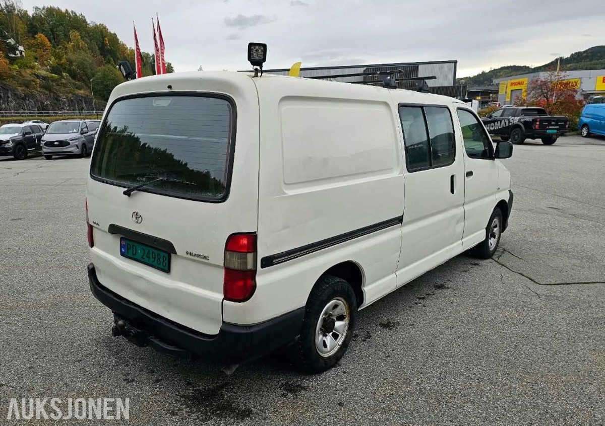 2008 TOYOTA HIACE 2.5D 117HK 4WD LANG EU-OK 10.28 HENGERFESTE