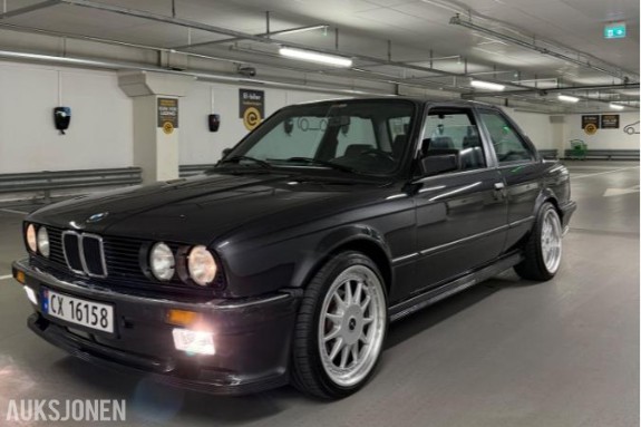 1986 BMW 3-serie 323IA 2.3 134000km Mtech1
