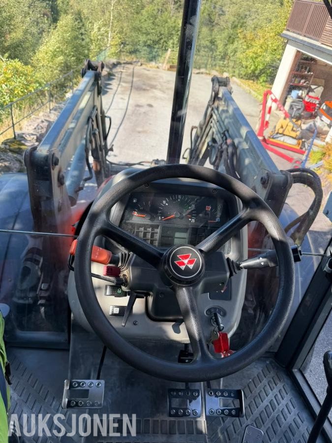 2000 Massey Ferguson 4245 Med frontlaster - MVA FRI