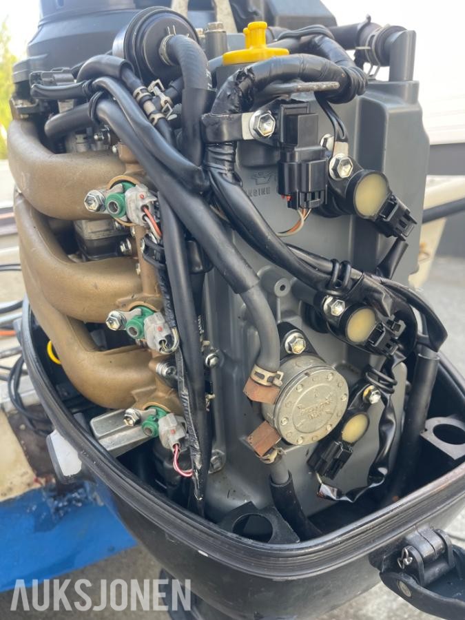2003 Rana 530 med motor