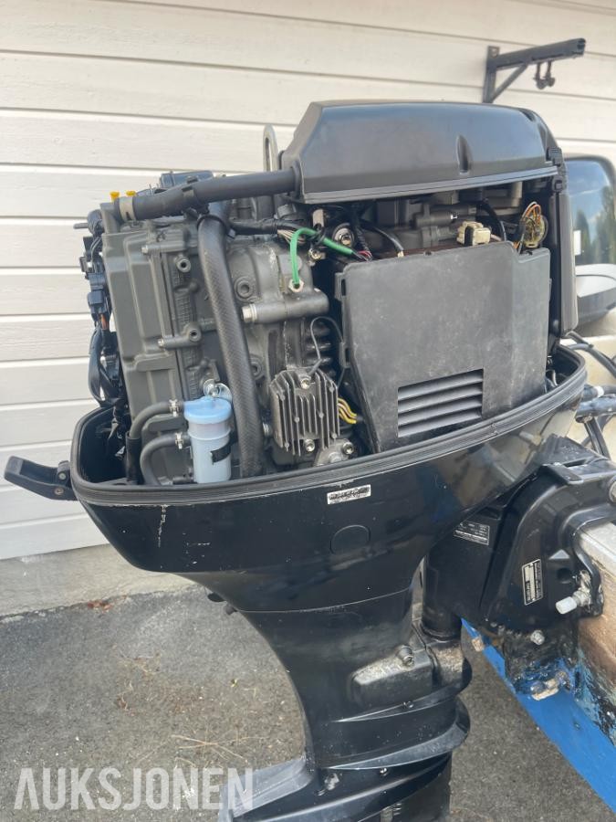 2003 Rana 530 med motor