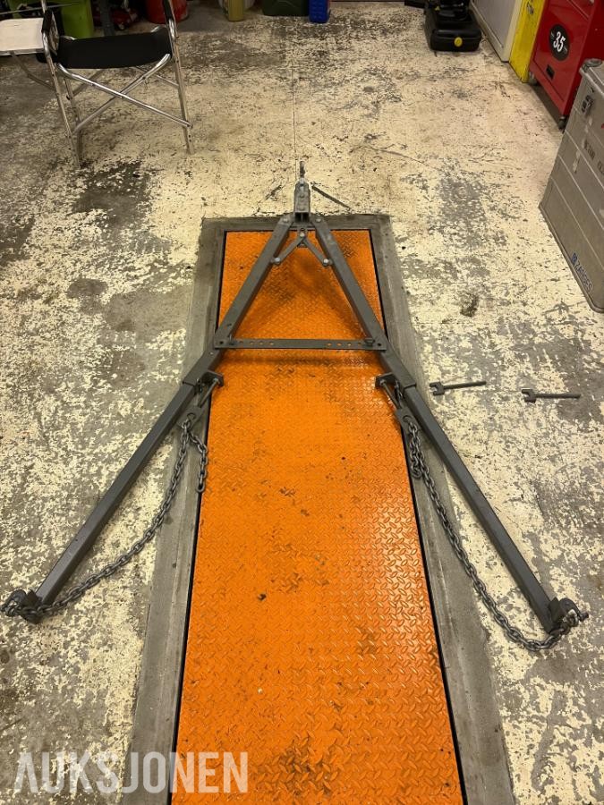 2015 A-frame towing Bilsleper