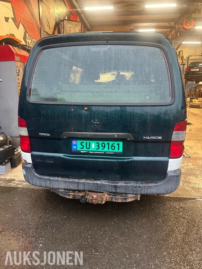 2007 Toyota HiAce 2.5 Diesel 117hk 4WD Reparasjonsobjekt/ Delebil