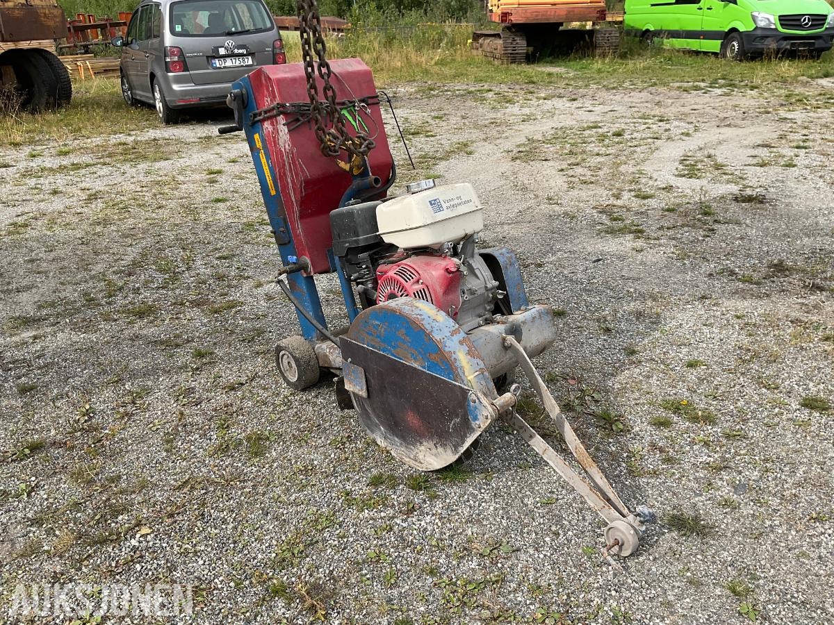 HONDA Betong-Asfaltsag