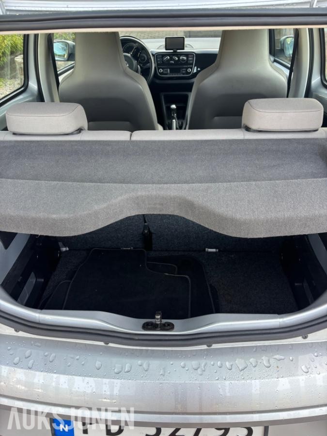 2014 Volkswagen UP! 1.0, 100500km, S+V dekk, God servicehistorikk