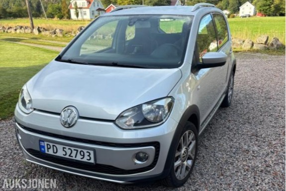 2014 Volkswagen UP! 1.0, 100500km, S+V dekk, God servicehistorikk