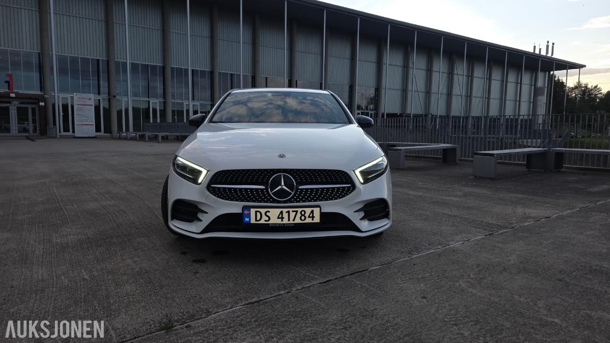 2020 Mercedes-Benz A250e, AMG-Line, Adaptiv cruisekontroll, Ryggekamera