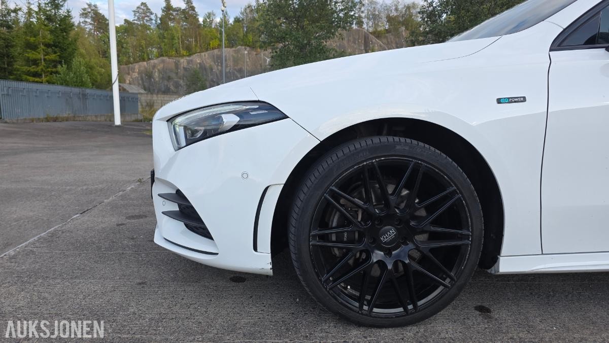 2020 Mercedes-Benz A250e, AMG-Line, Adaptiv cruisekontroll, Ryggekamera