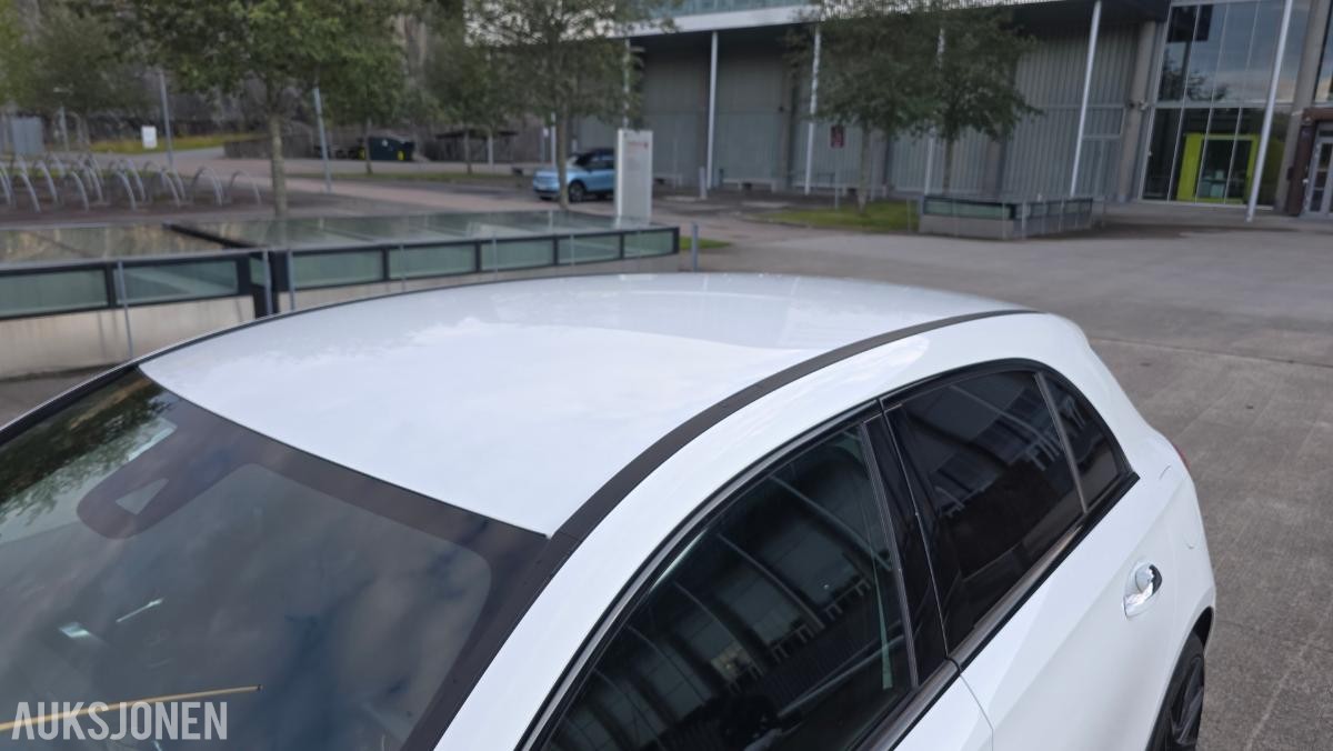 2020 Mercedes-Benz A250e, AMG-Line, Adaptiv cruisekontroll, Ryggekamera