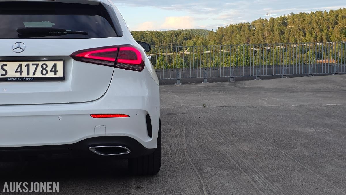 2020 Mercedes-Benz A250e, AMG-Line, Adaptiv cruisekontroll, Ryggekamera