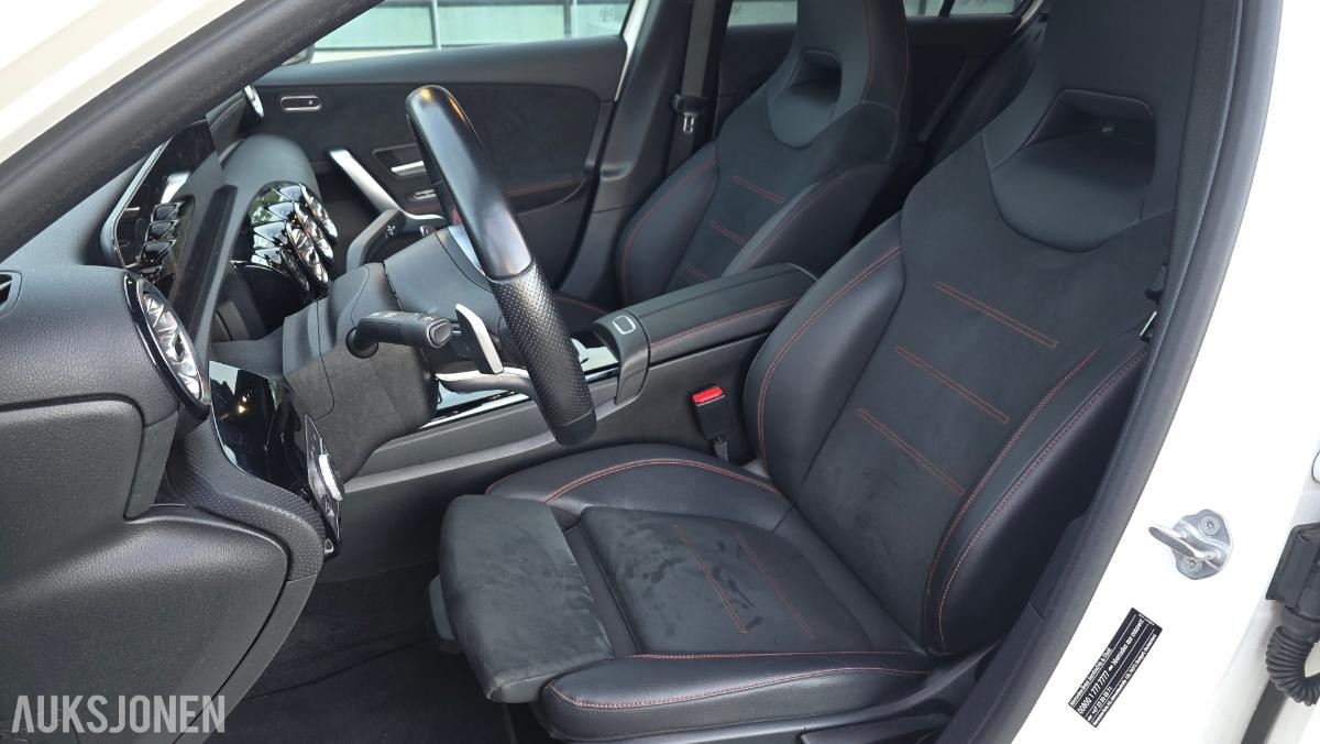 2020 Mercedes-Benz A250e, AMG-Line, Adaptiv cruisekontroll, Ryggekamera