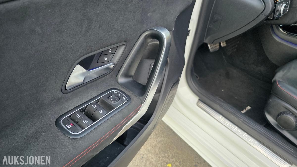 2020 Mercedes-Benz A250e, AMG-Line, Adaptiv cruisekontroll, Ryggekamera