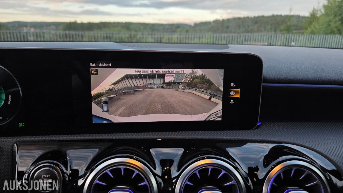 2020 Mercedes-Benz A250e, AMG-Line, Adaptiv cruisekontroll, Ryggekamera