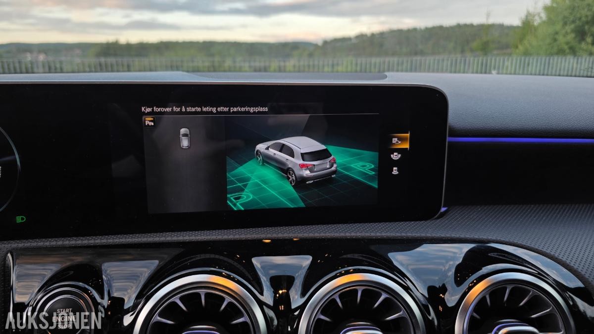 2020 Mercedes-Benz A250e, AMG-Line, Adaptiv cruisekontroll, Ryggekamera