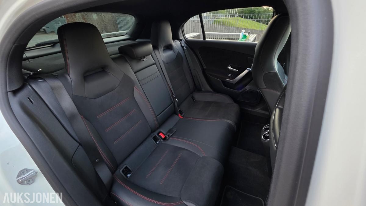 2020 Mercedes-Benz A250e, AMG-Line, Adaptiv cruisekontroll, Ryggekamera
