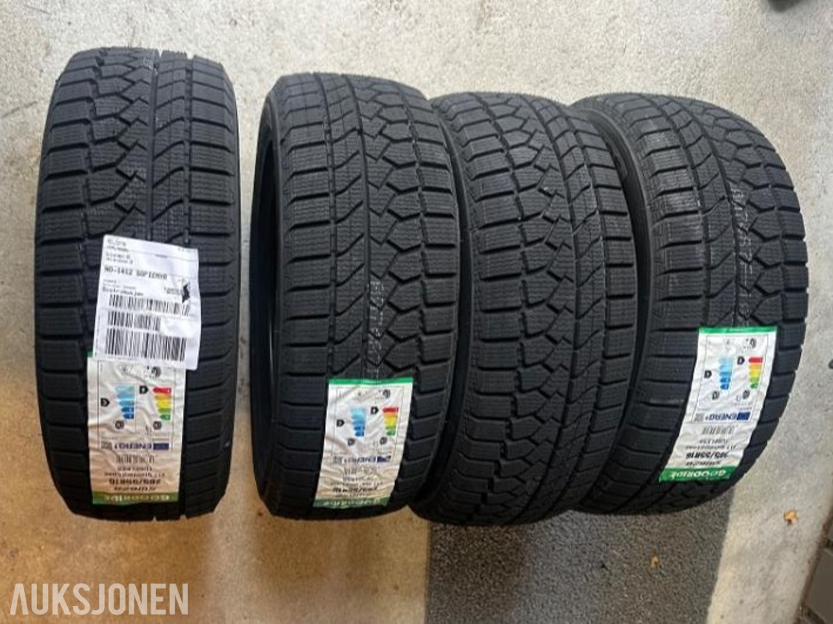Goodride Piggfrie vinterdekk 205/55 R16, 4 stk
