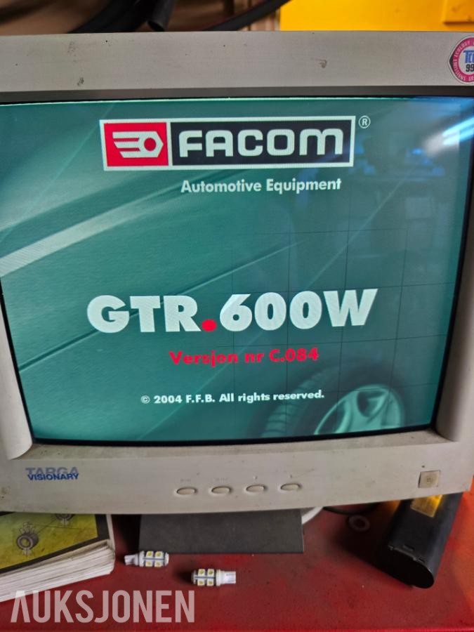 2000 Facom GTR 600w