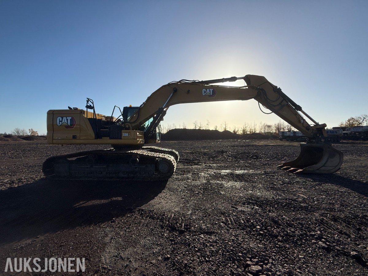 2022 Cat 330 beltegraver med graveskuffe – 1 294 timer