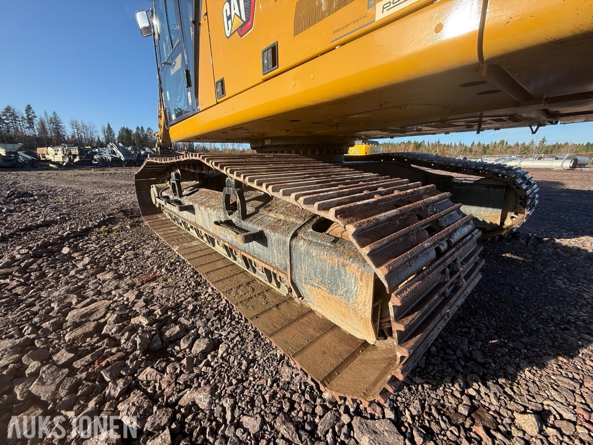 2022 Cat 330 beltegraver med graveskuffe – 1 294 timer