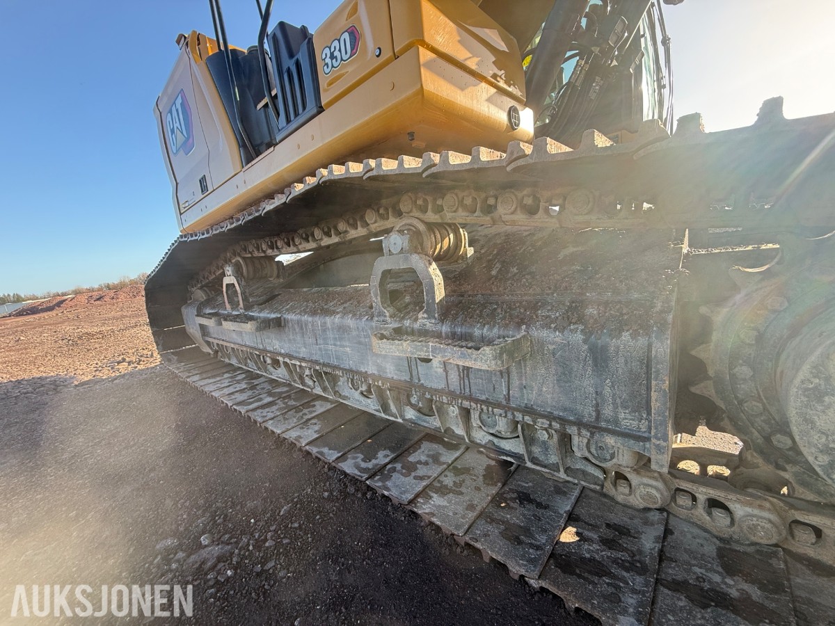 2022 Cat 330 beltegraver med graveskuffe – 1 294 timer