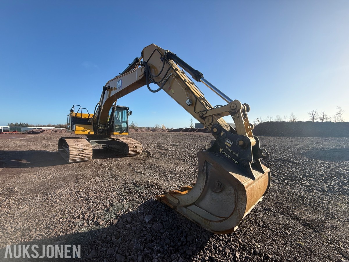 2022 Cat 330 beltegraver med graveskuffe – 1 294 timer