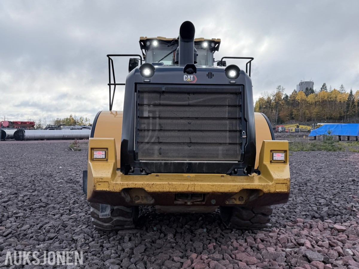 2020 Cat 966M hjullaster m/skuffe – sentralsmøring – vekt m/skriver – joystick-styring