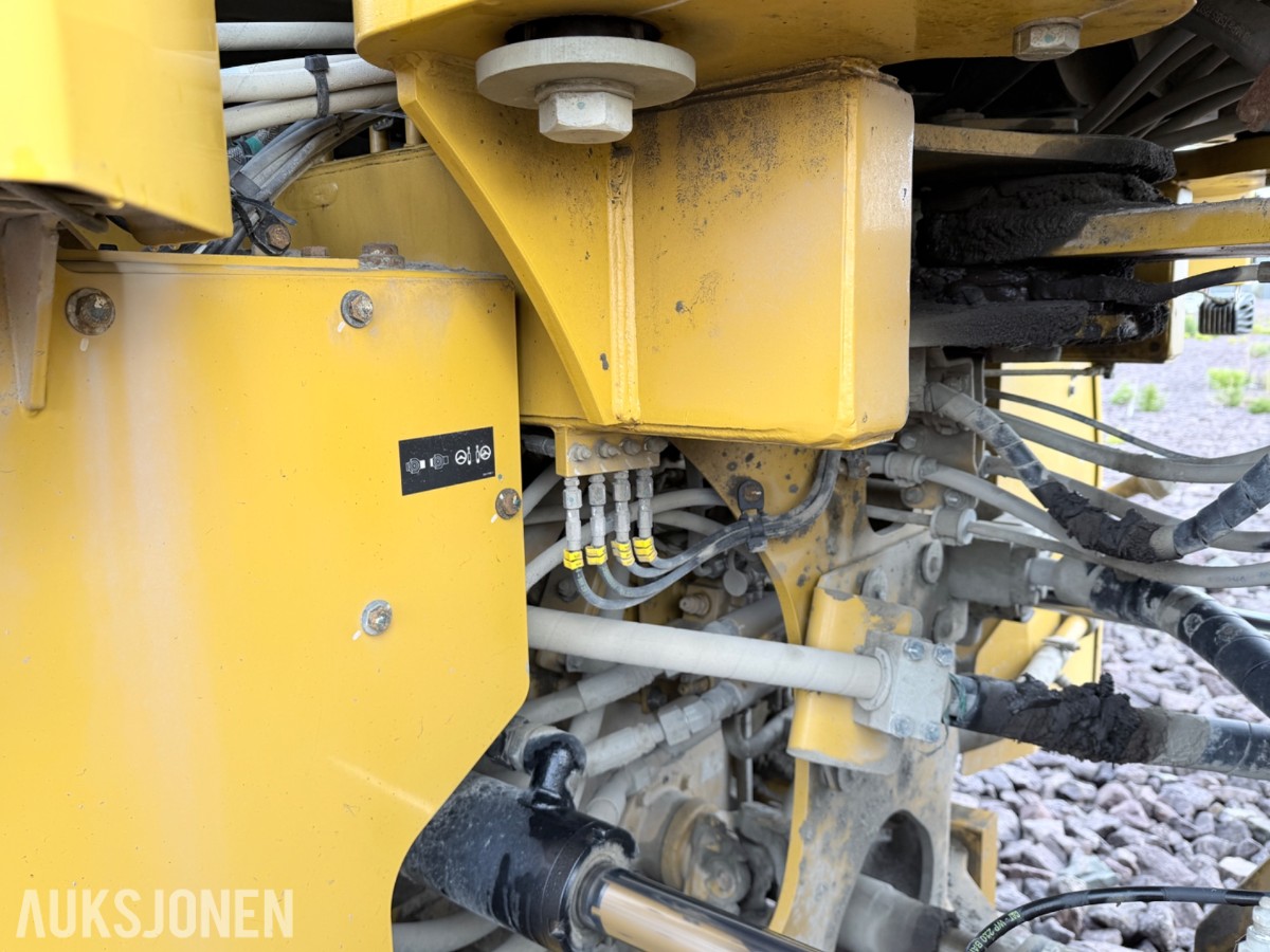 2020 Cat 966M hjullaster m/skuffe – sentralsmøring – vekt m/skriver – joystick-styring