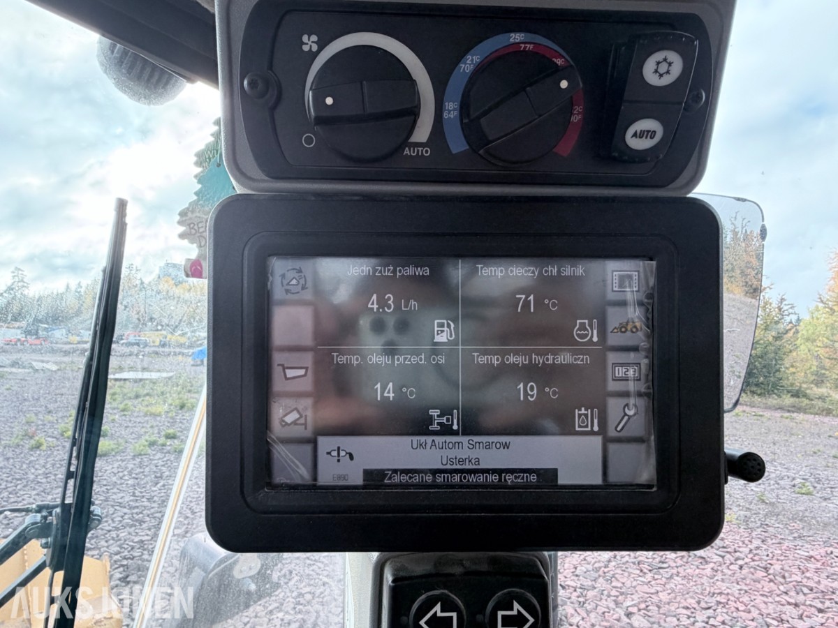 2020 Cat 966M hjullaster m/skuffe – sentralsmøring – vekt m/skriver – joystick-styring