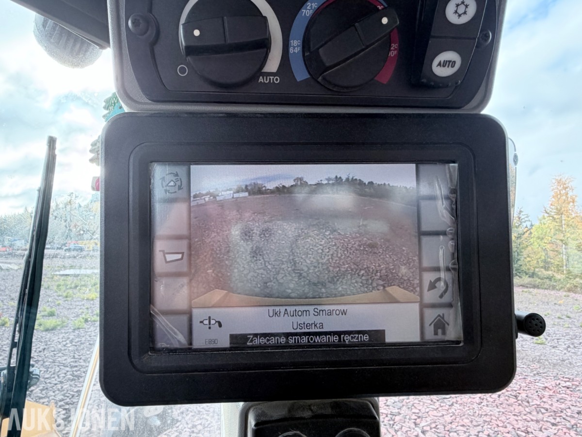 2020 Cat 966M hjullaster m/skuffe – sentralsmøring – vekt m/skriver – joystick-styring